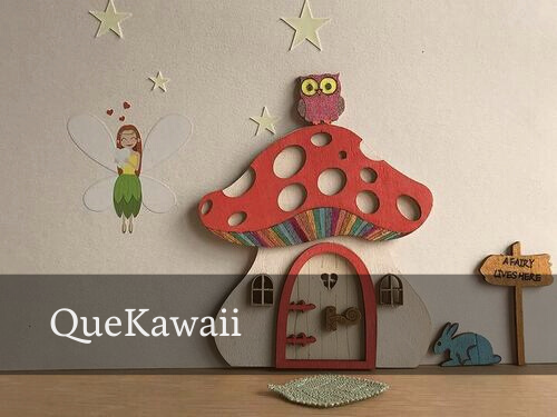 Fundamentalmente la actividad de QueKawaii se basa en diseñar, comercializar y distribuir productos únicos y exclusivos de diferentes materiales hechos o acabados a mano. 